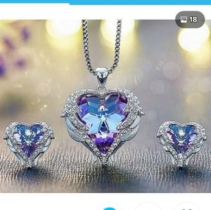Necklace & earrings